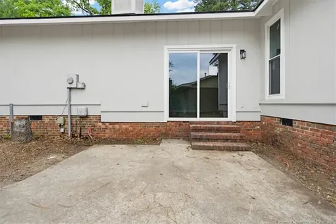 2109 Lakeridge Drive Fayetteville NC 28304