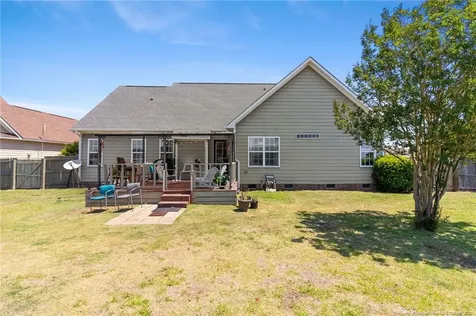 1225 Thistle Gold Drive Hope Mills NC 28348