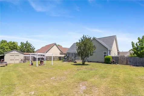 1225 Thistle Gold Drive Hope Mills NC 28348