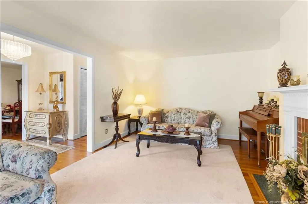 1009 N Magnolia Avenue Dunn NC 28334