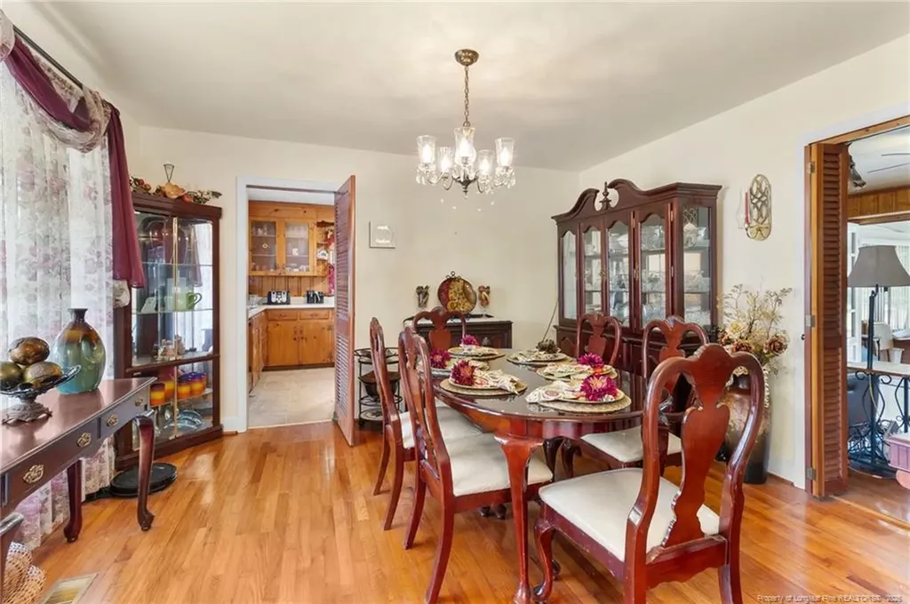 1009 N Magnolia Avenue Dunn NC 28334