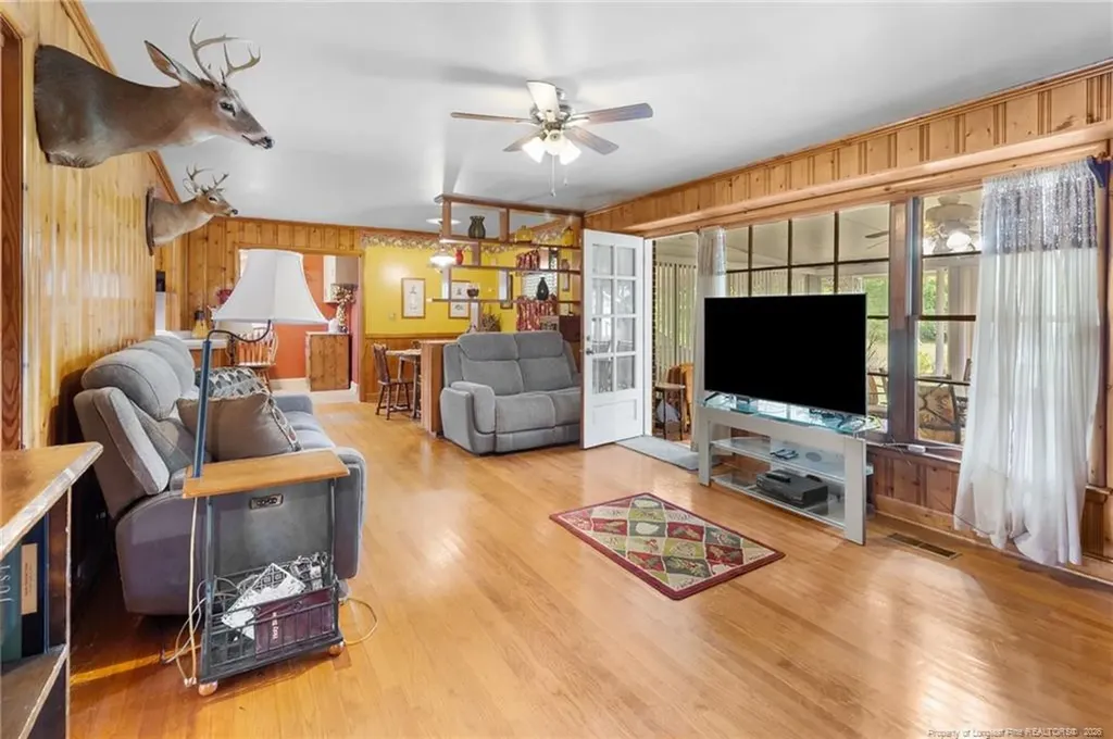 1009 N Magnolia Avenue Dunn NC 28334