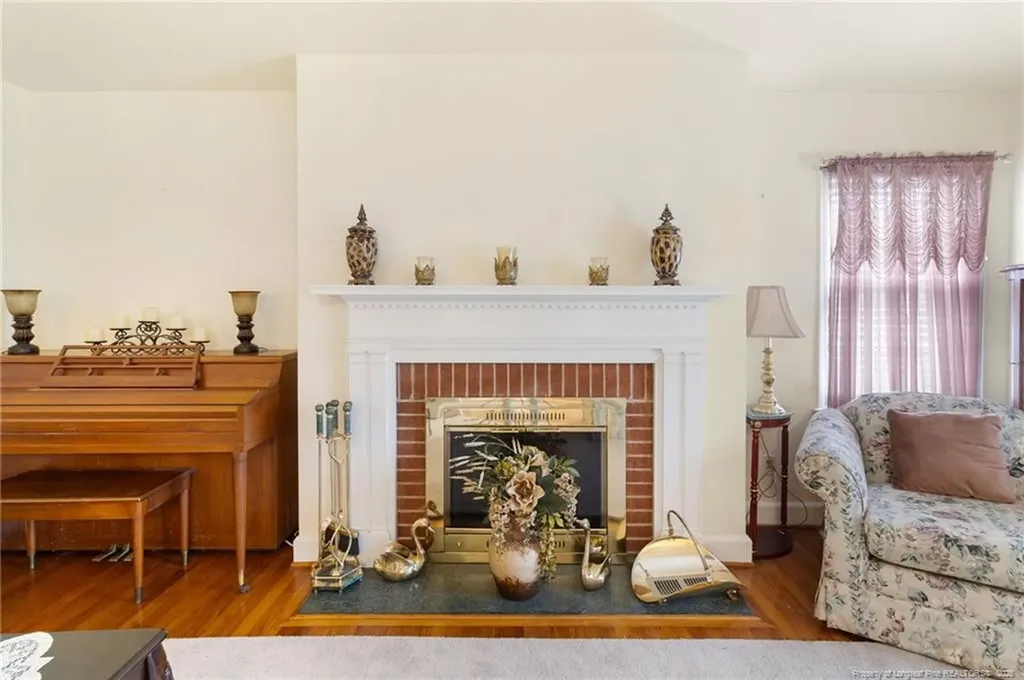 1009 N Magnolia Avenue Dunn NC 28334