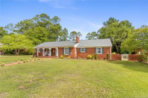 1009 N Magnolia Avenue Dunn NC 28334