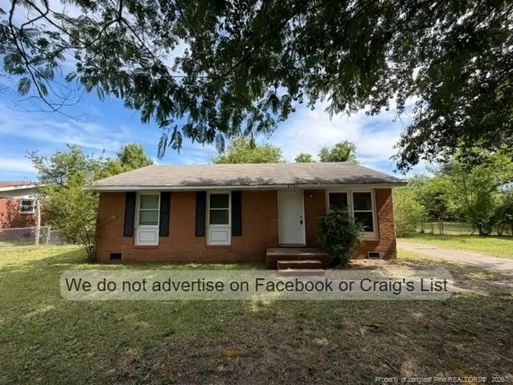 2721 Daly Avenue Spring Lake NC 28390