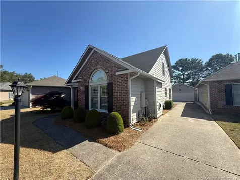 1813 Stetson Lane Fayetteville NC 28304