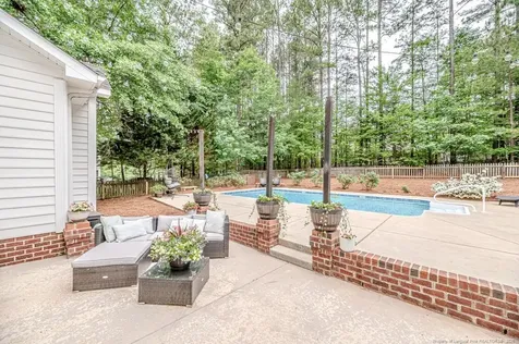 2704 Cobblestone Drive Sanford NC 27330