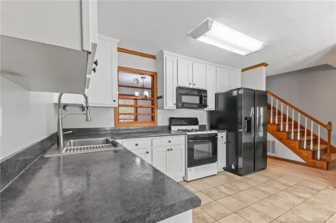 5372 Amberhill Court Fayetteville NC 28311