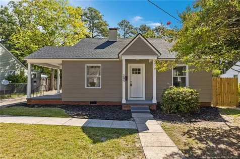 205 Pinecrest Drive Fayetteville NC 28305