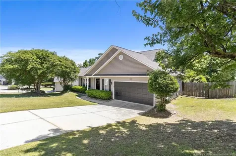 713 Bramblegate Road Hope Mills NC 28348