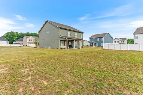 1622 Old Barn Road Fayetteville NC 28312