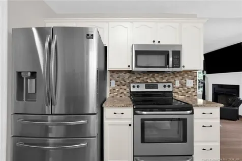 7716 Redwood Avenue Fayetteville NC 28314