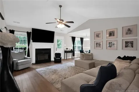 7716 Redwood Avenue Fayetteville NC 28314