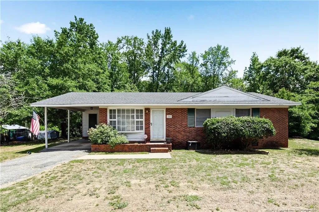 202 Onie Court Fayetteville NC 28314