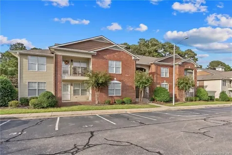 401 Meadowland Court Hope Mills NC 28348