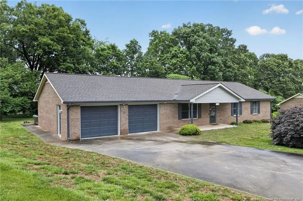 316 Christine Court Winston Salem NC 27127