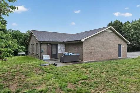 316 Christine Court Winston Salem NC 27127