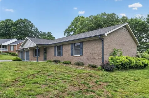 316 Christine Court Winston Salem NC 27127