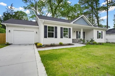 320 Currie Court Fayetteville NC 28301