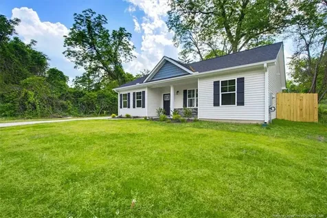 320 Currie Court Fayetteville NC 28301