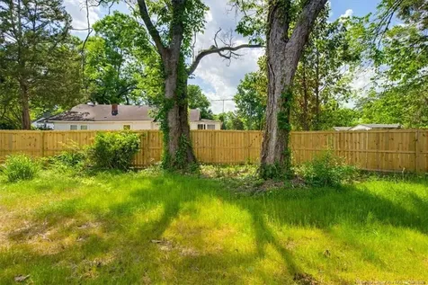 320 Currie Court Fayetteville NC 28301