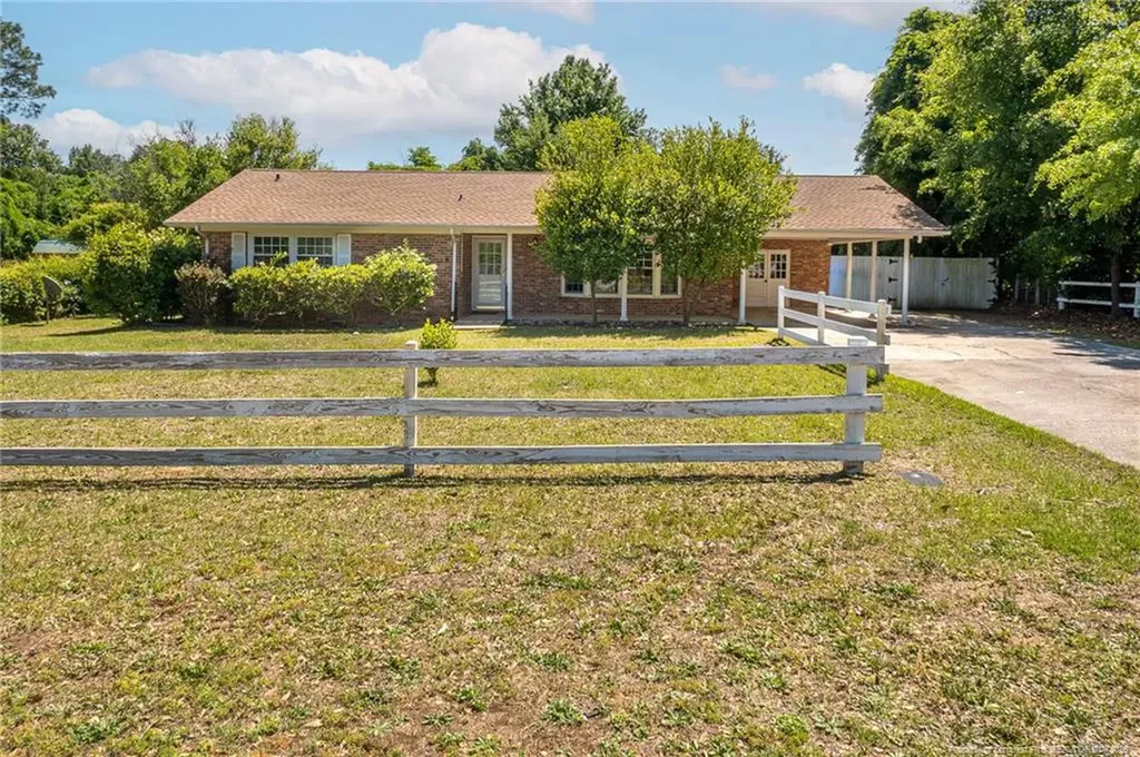 504 Jamestown Avenue Fayetteville NC 28303