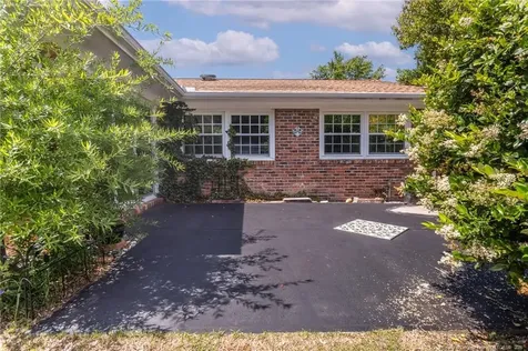 504 Jamestown Avenue Fayetteville NC 28303