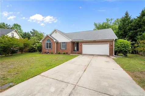 1013 Castlebay Court Fayetteville NC 28303