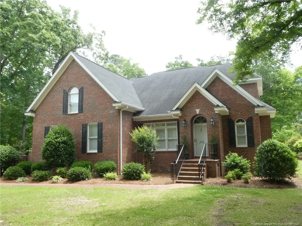 202 Walnut Cove Drive Lumberton NC 28358