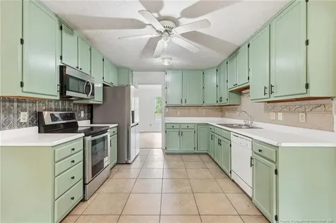 1967 Oakview Drive Fayetteville NC 28314