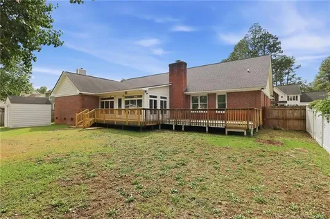 1967 Oakview Drive Fayetteville NC 28314