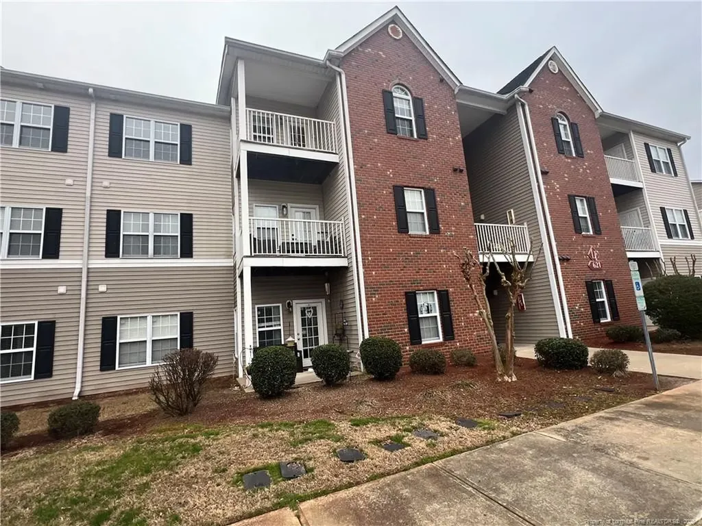 621 Marshtree Lane Fayetteville NC 28314