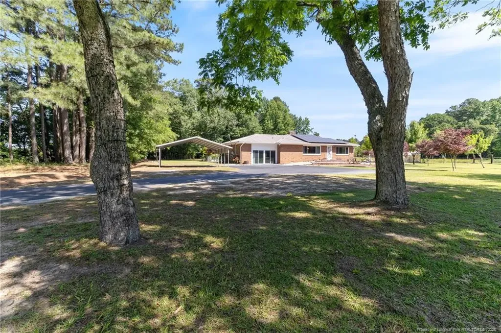 207 Cicero Beatty Road Raeford NC 28376