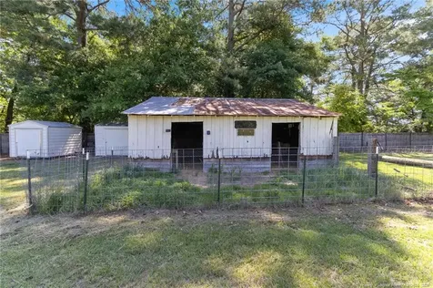 207 Cicero Beatty Road Raeford NC 28376