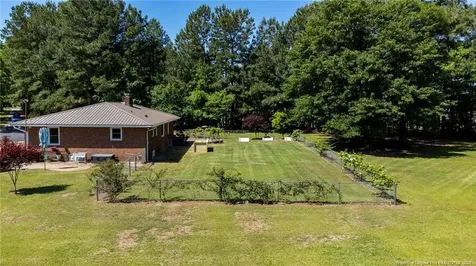 207 Cicero Beatty Road Raeford NC 28376