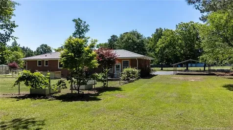 207 Cicero Beatty Road Raeford NC 28376