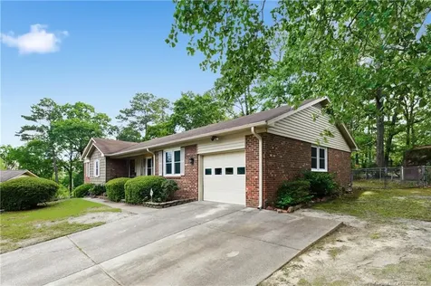 1712 Valley Ridge Drive Fayetteville NC 28303