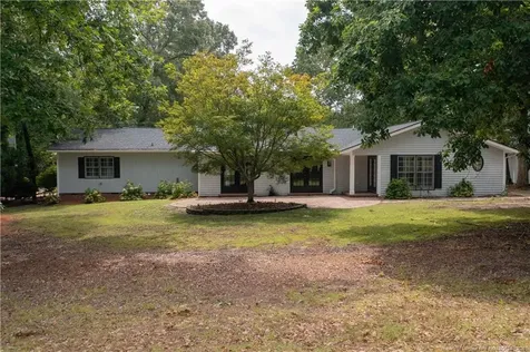 2901 Wessex Court Fayetteville NC 28306
