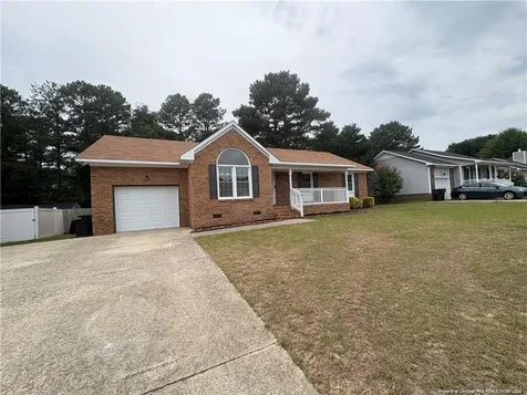 2544 Previs Road Fayetteville NC 28306