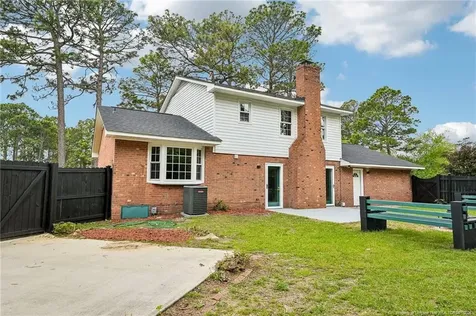 1999 Westcliff Road Fayetteville NC 28304