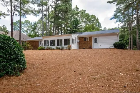 3516 Niagara Carthage Road Whispering Pines NC 28327