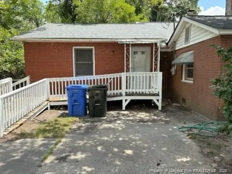 911 Henderson Avenue Fayetteville NC 28301