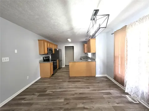 910 Foxhunt Lane Fayetteville NC 28314