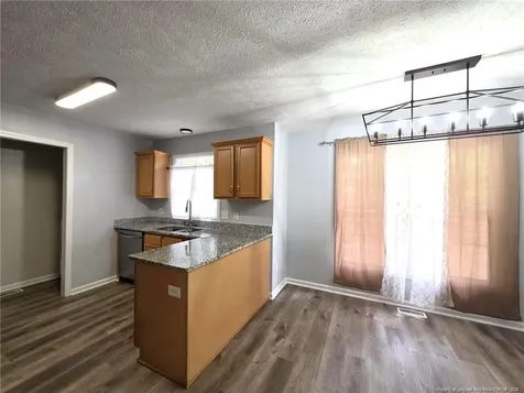 910 Foxhunt Lane Fayetteville NC 28314