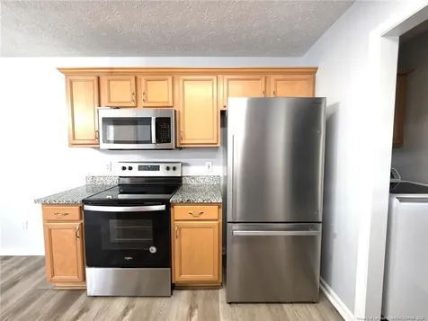 910 Foxhunt Lane Fayetteville NC 28314