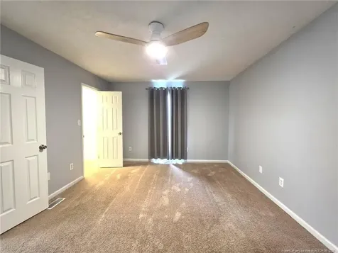 910 Foxhunt Lane Fayetteville NC 28314