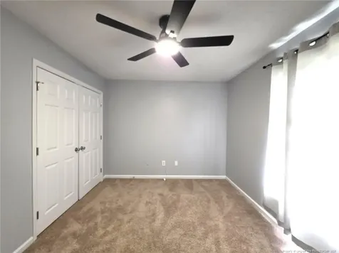 910 Foxhunt Lane Fayetteville NC 28314