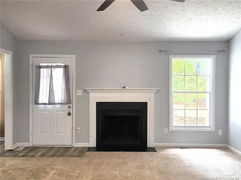 910 Foxhunt Lane Fayetteville NC 28314