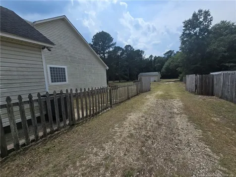 4182 Owls Head Road Fayetteville NC 28306
