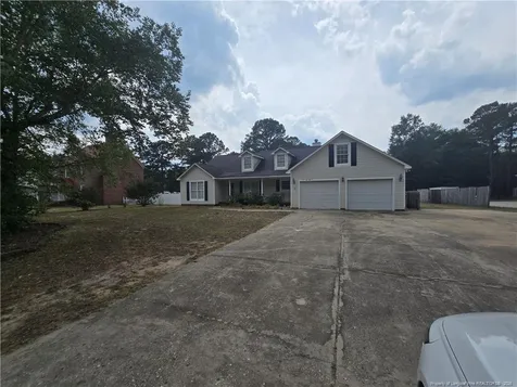 4182 Owls Head Road Fayetteville NC 28306
